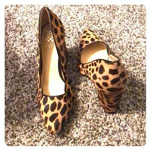 Vince Camuto block leopard print shoe